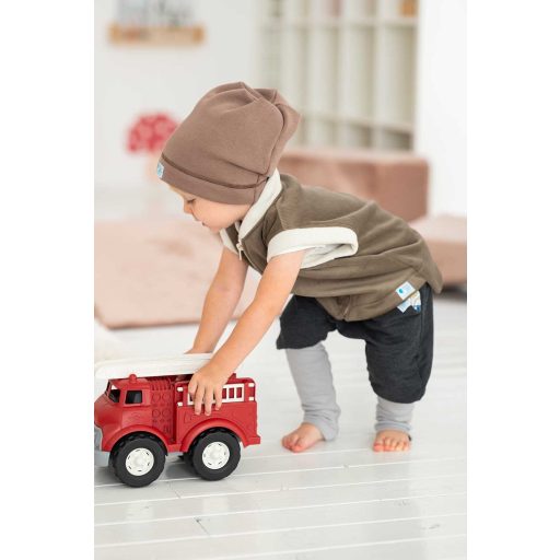 Bundás téli sapka, barna