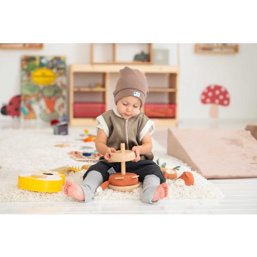 Bundás téli sapka, barna