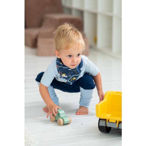 Nyálkendő, közlekedés, sötétkék